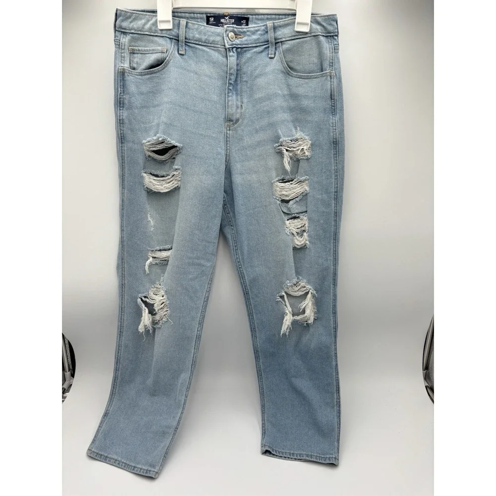 Hollister Ultra High Rise Mom Jeans W32 L27 Distressed Ripped Light Wash 15R